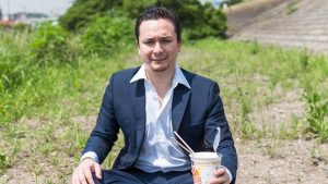 仕事を失った人